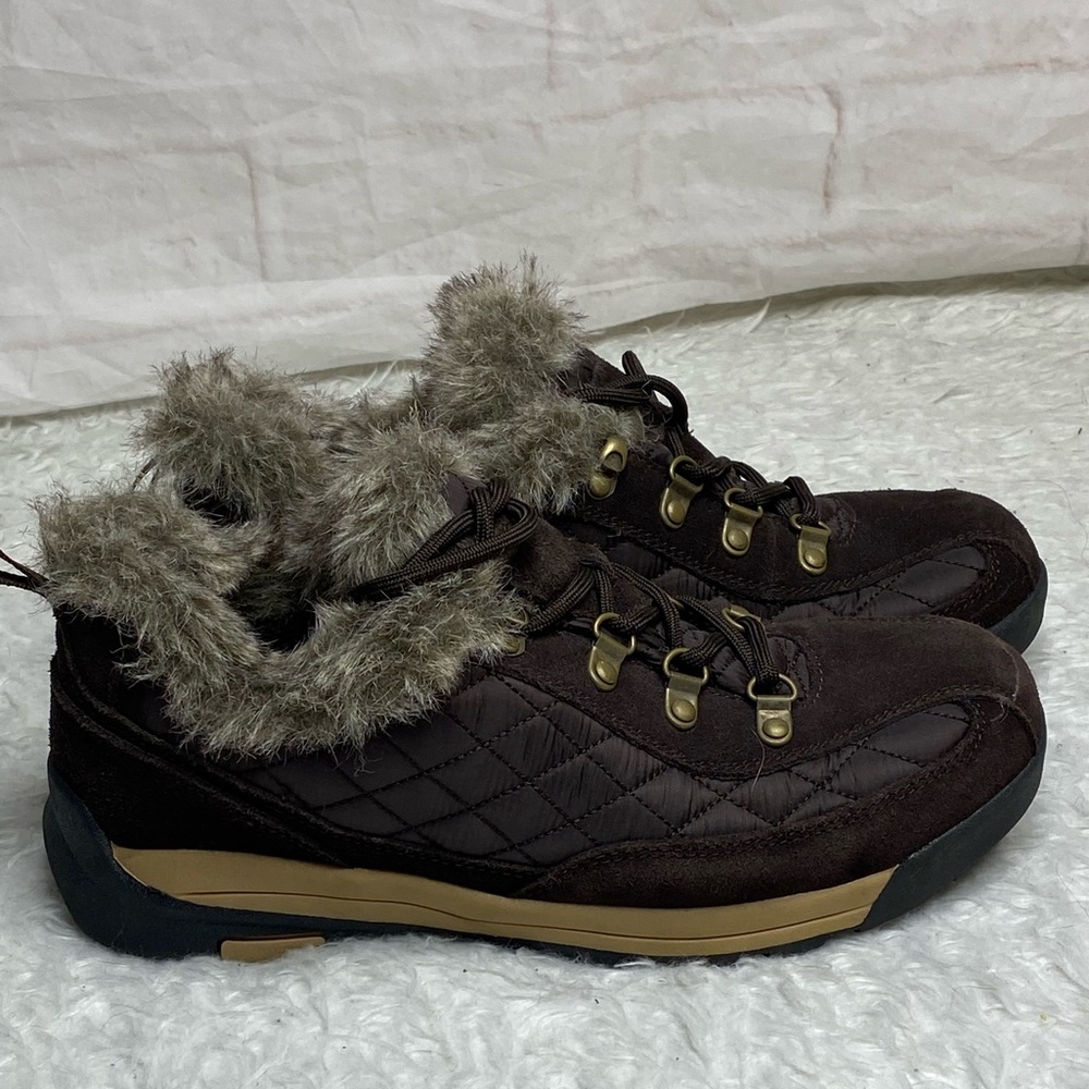 Land’s End leather woman shoes size 8.5B